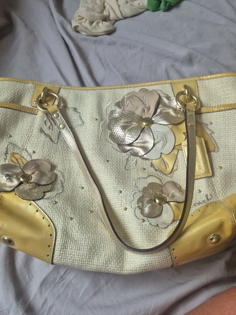 Coach Bag - Picture 4 of 8